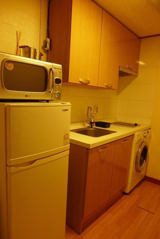 Bong Backpackers Hostel Szöul Szoba fotó
