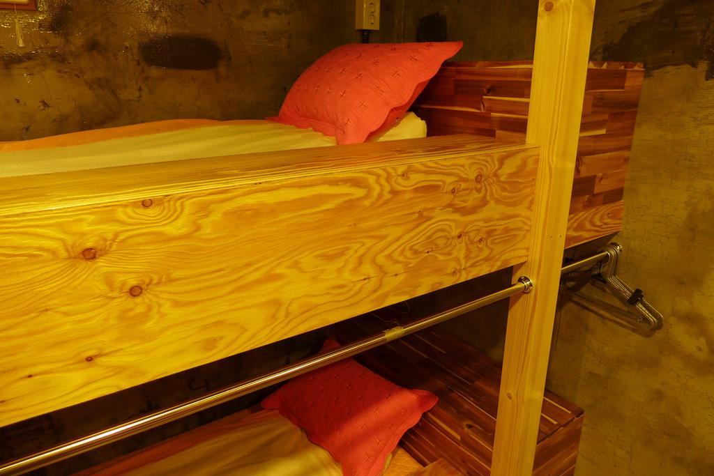 Bong Backpackers Hostel Szöul Szoba fotó