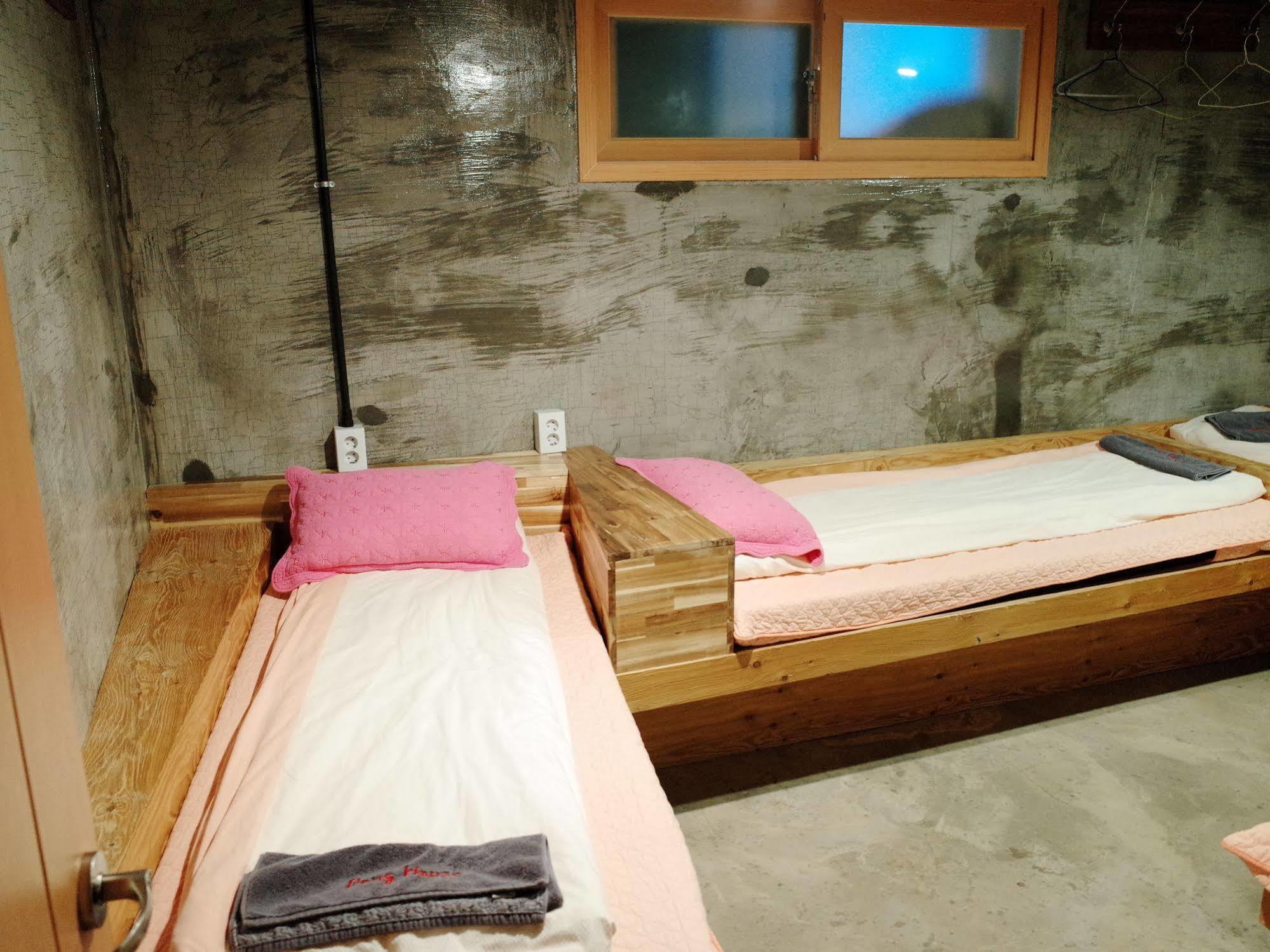 Bong Backpackers Hostel Szöul Kültér fotó