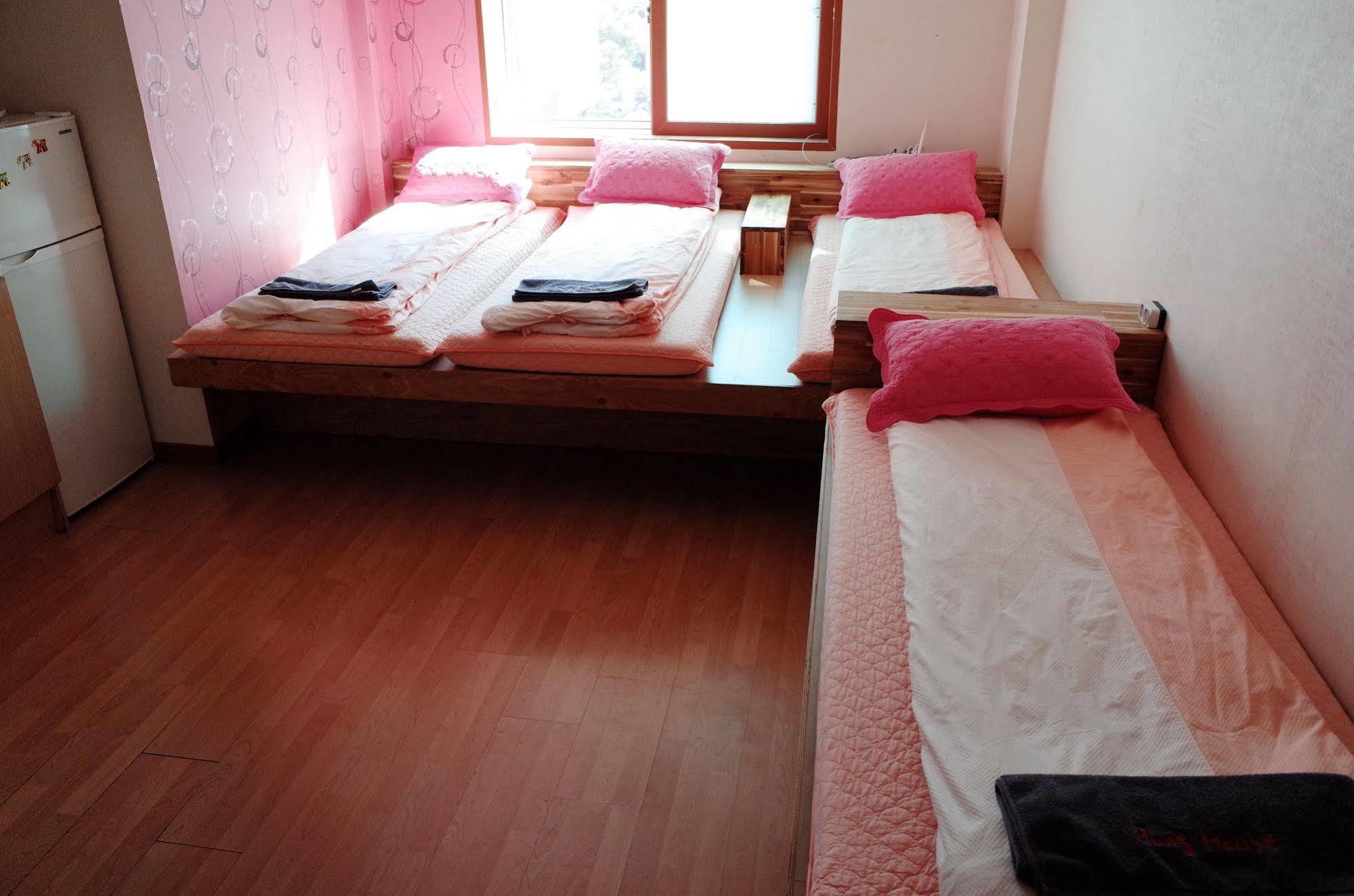 Bong Backpackers Hostel Szöul Kültér fotó